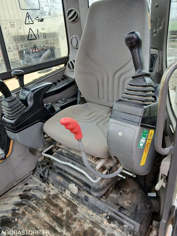 MINI PELLE VOLVO 6 T - 2018 - 4965h - Mini excavator: picture 4 MINI PELLE VOLVO 6 T - 2018 - 4965h - Mini excavator: picture 4