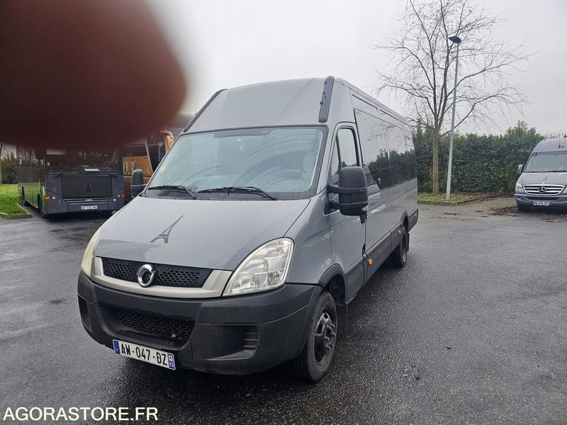 MINIBUS IVECO DAILY 16 PLACES 2010 - 140000 - 2010 - Minibus, Passenger van: picture 1 MINIBUS IVECO DAILY 16 PLACES 2010 - 140000 - 2010 - Minibus, Passenger van: picture 1