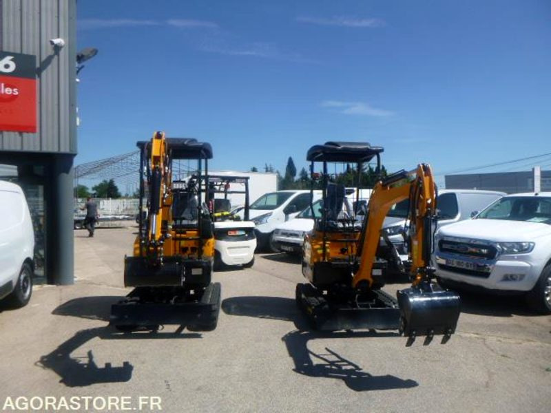 MINIPELLE HIGH TOP 1T8 NEUVE (2025) - MOTEUR 3 CYLINDRES KUBOTA - Excavator: picture 1 MINIPELLE HIGH TOP 1T8 NEUVE (2025) - MOTEUR 3 CYLINDRES KUBOTA - Excavator: picture 1