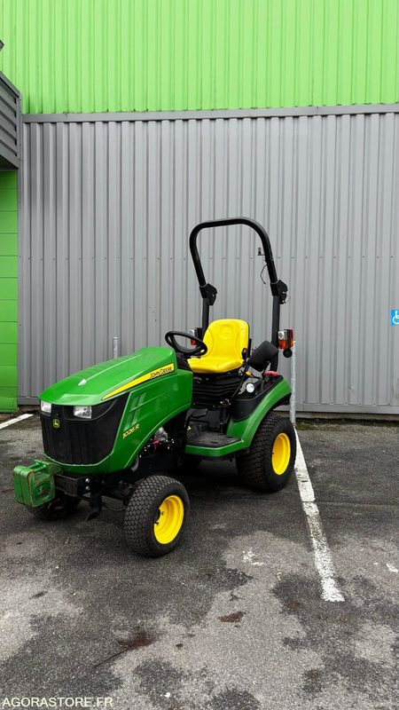 Micro tracteur John deere 1026R 1162H - Farm tractor: picture 1 Micro tracteur John deere 1026R 1162H - Farm tractor: picture 1