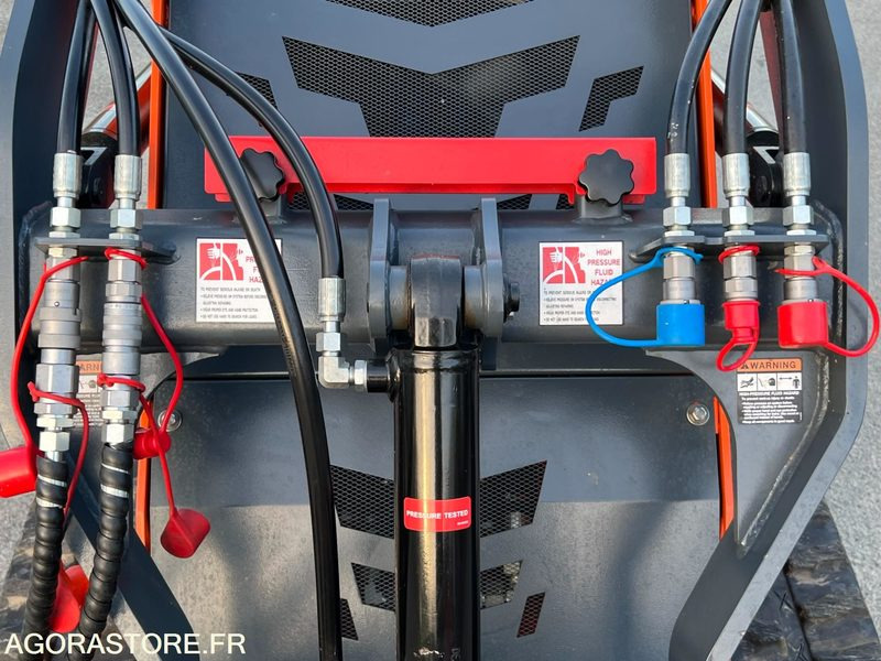 Mini chargeur porte outils BOLEO 25cv SV25H - Loader: picture 5 Mini chargeur porte outils BOLEO 25cv SV25H - Loader: picture 5