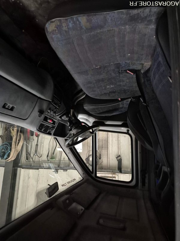 Minibus Peugeot Boxer 9 places avec Galerie - 2002 - 110 000km - Minibus, Passenger van: picture 4 Minibus Peugeot Boxer 9 places avec Galerie - 2002 - 110 000km - Minibus, Passenger van: picture 4