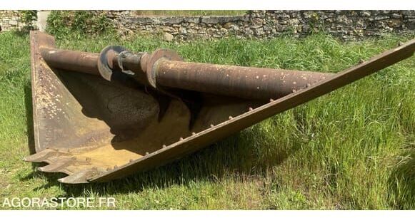 Morin Module 7 - Excavator bucket: picture 2 Morin Module 7 - Excavator bucket: picture 2