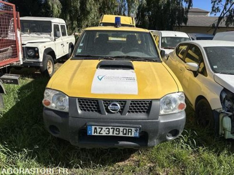 NISSAN NAVARRA - 2010 - 256672KM - AZ379QR - Pickup truck: picture 1 NISSAN NAVARRA - 2010 - 256672KM - AZ379QR - Pickup truck: picture 1