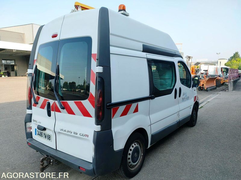 OPEL VIVARO - Panel van: picture 4 OPEL VIVARO - Panel van: picture 4