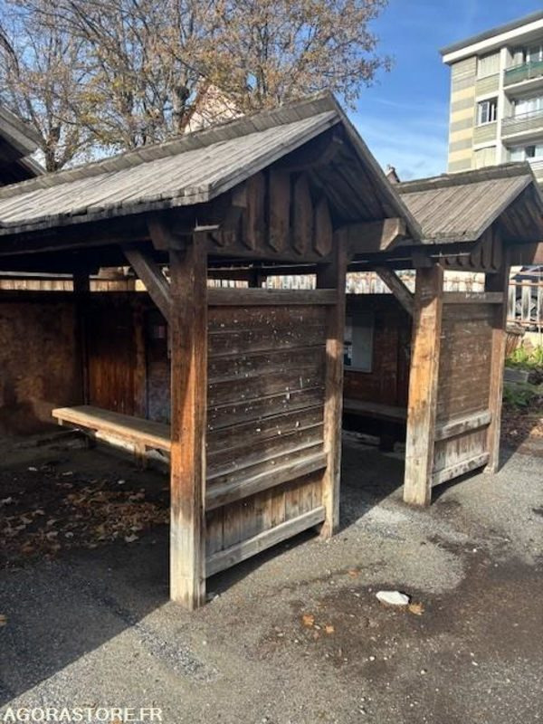 Lot de 2 abris bus bois - Other machinery: picture 2 Lot de 2 abris bus bois - Other machinery: picture 2