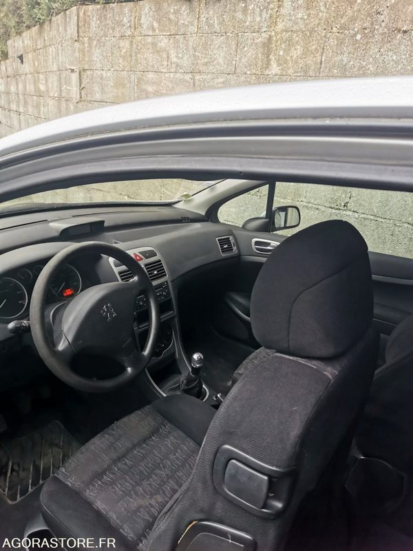 PEUGEOT 307 - Car: picture 5 PEUGEOT 307 - Car: picture 5