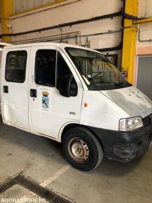 PEUGEOT BOXER - Tipper van: picture 1 PEUGEOT BOXER - Tipper van: picture 1