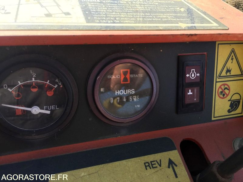 PORTE OUTILS à chenilles DITCH WITCH SK500 leasing PORTE OUTILS à chenilles DITCH WITCH SK500: picture 6