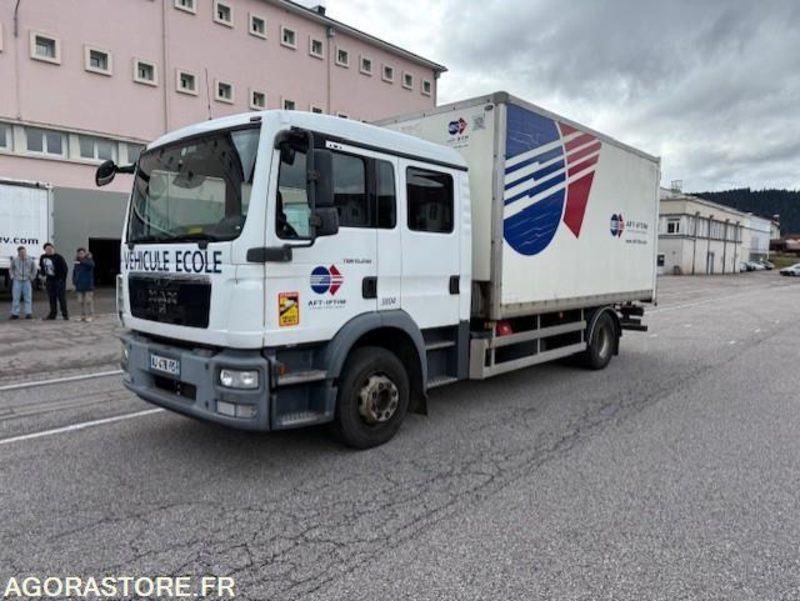 PORTEUR ROUTIER - MAN TGM 250 - Ex Véhicule Ecole - Parc 3804 - Box truck: picture 2 PORTEUR ROUTIER - MAN TGM 250 - Ex Véhicule Ecole - Parc 3804 - Box truck: picture 2