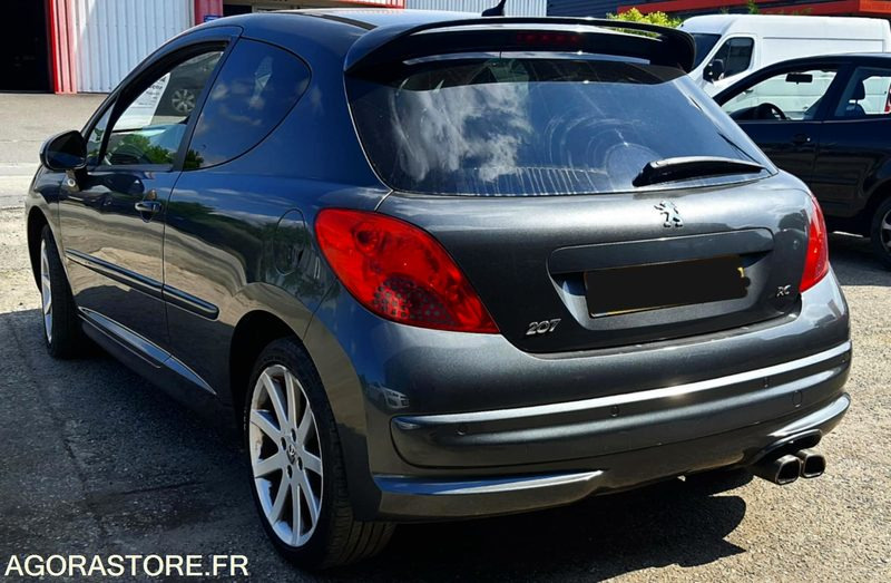 Peugeot 207 RC - Car: picture 2 Peugeot 207 RC - Car: picture 2