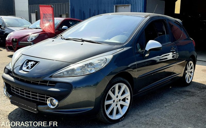 Peugeot 207 RC - Car: picture 3 Peugeot 207 RC - Car: picture 3