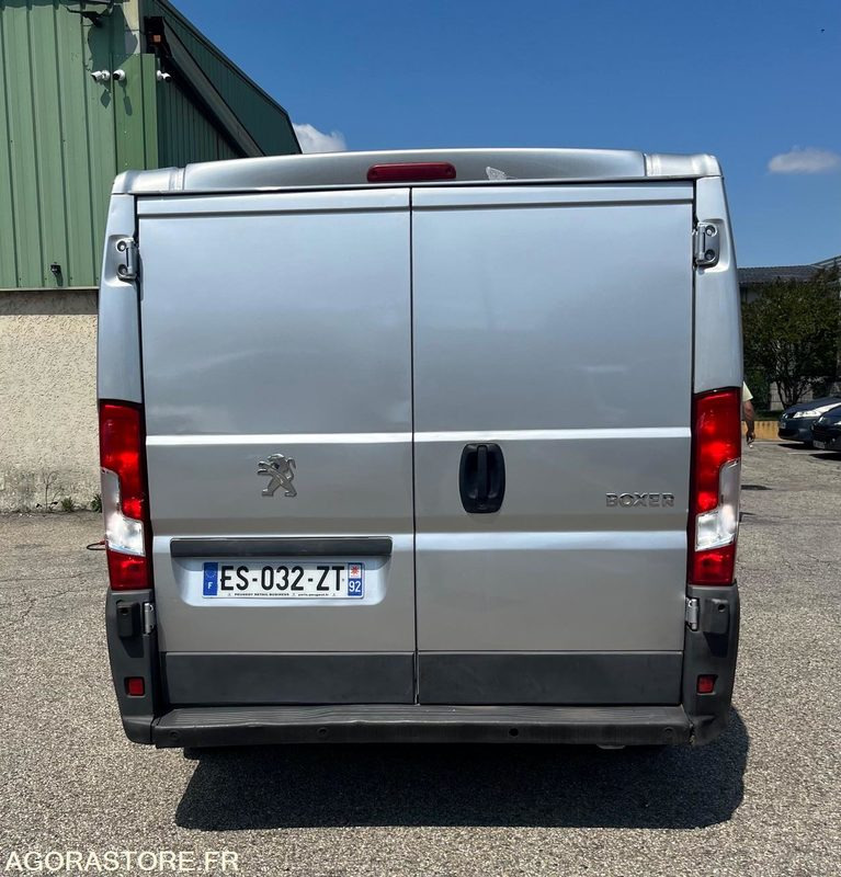 Peugeot Boxer L1H2 330 L1H1 2L Bluehdi - 2017 - 139 950km - Refrigerated delivery van: picture 3 Peugeot Boxer L1H2 330 L1H1 2L Bluehdi - 2017 - 139 950km - Refrigerated delivery van: picture 3