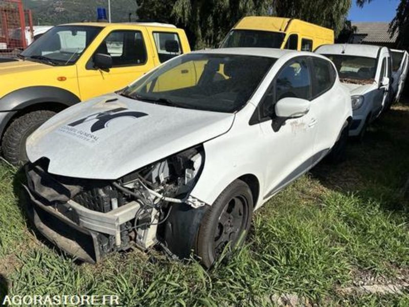 RENAULT CLIO - 2014 - 169502KM - DL008WA - Car: picture 2 RENAULT CLIO - 2014 - 169502KM - DL008WA - Car: picture 2
