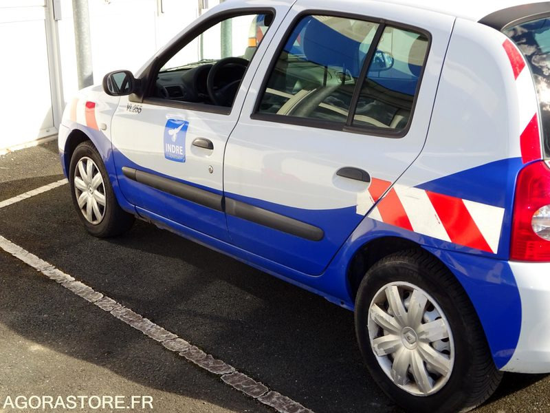 RENAULT CLIO - Car: picture 3 RENAULT CLIO - Car: picture 3