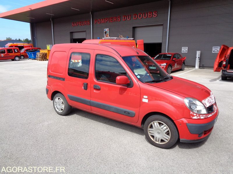 RENAULT KANGOO - Small van: picture 2 RENAULT KANGOO - Small van: picture 2