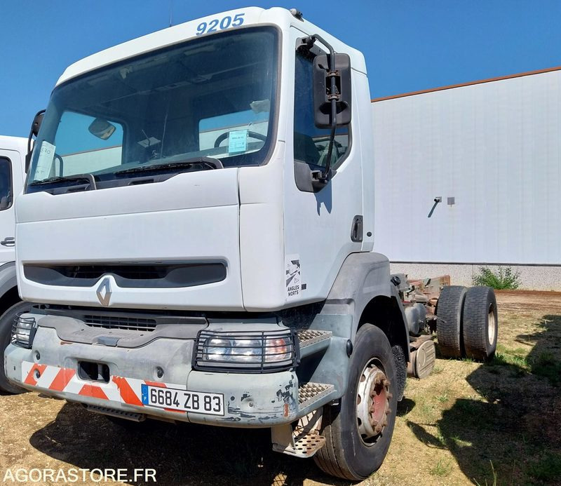 RENAULT KERAX 300-19 / 1998 / 252820 km - Cab chassis truck: picture 2 RENAULT KERAX 300-19 / 1998 / 252820 km - Cab chassis truck: picture 2