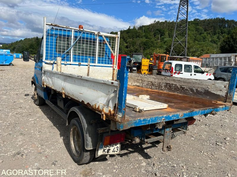 RENAULT MASCOTT BENNE 3.5T - 2001 - 160 000 KM - Tipper van: picture 4 RENAULT MASCOTT BENNE 3.5T - 2001 - 160 000 KM - Tipper van: picture 4