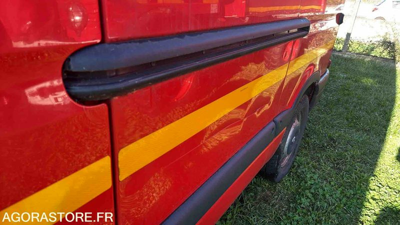 RENAULT MASTER - 112525KM - 2003 - Panel van: picture 4 RENAULT MASTER - 112525KM - 2003 - Panel van: picture 4