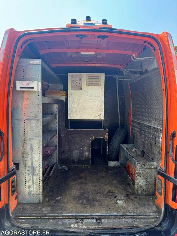 Panel van RENAULT MASTER 7 PLACES 288 000 KM: picture 10