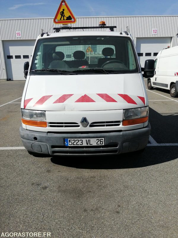 RENAULT MASTER BENNE 2.5 D 80 - 1998 - 220309KM - Tipper van: picture 1 RENAULT MASTER BENNE 2.5 D 80 - 1998 - 220309KM - Tipper van: picture 1