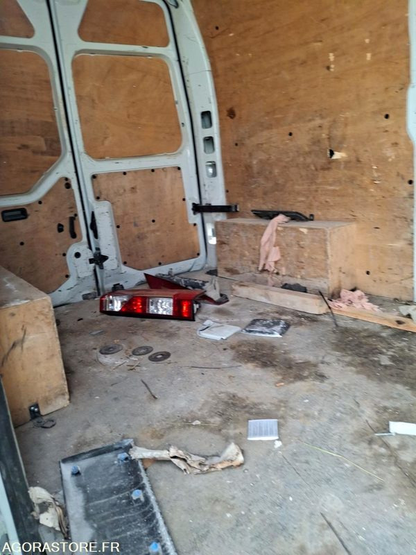 Panel van RENAULT MASTER L2H2 102000 KMS 2016: picture 16