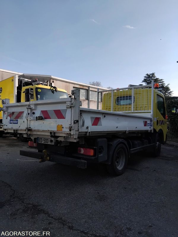 RENAULT MAXITY 3.5T TRIBENNE DXi 140 - 2016 _ ED-500-HM - Tipper van: picture 4 RENAULT MAXITY 3.5T TRIBENNE DXi 140 - 2016 _ ED-500-HM - Tipper van: picture 4