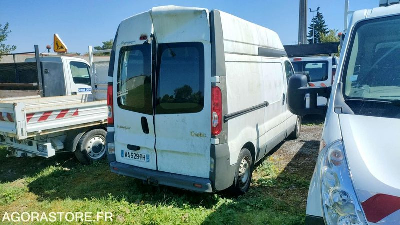 RENAULT TRAFIC - 2009 - 115919 KM - Panel van: picture 4 RENAULT TRAFIC - 2009 - 115919 KM - Panel van: picture 4