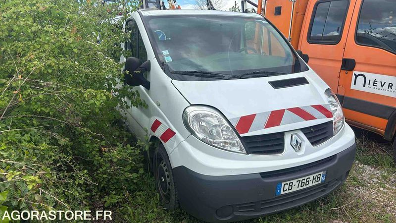 RENAULT - TRAFIC - 2012 - 262067kms - Panel van: picture 2 RENAULT - TRAFIC - 2012 - 262067kms - Panel van: picture 2
