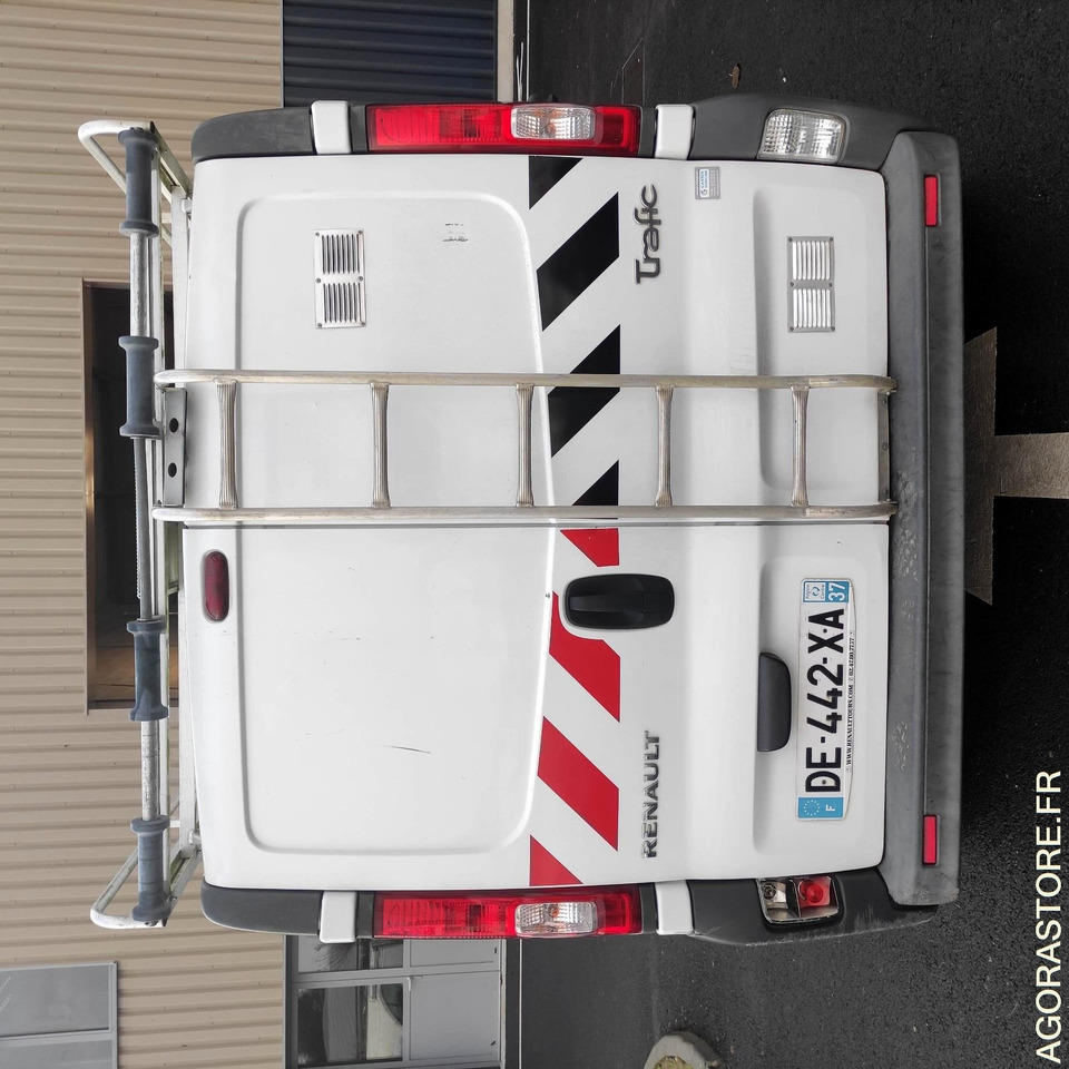 RENAULT - TRAFIC - 2014 / 220244 KMS (DE-442-XA) - Panel van: picture 4 RENAULT - TRAFIC - 2014 / 220244 KMS (DE-442-XA) - Panel van: picture 4