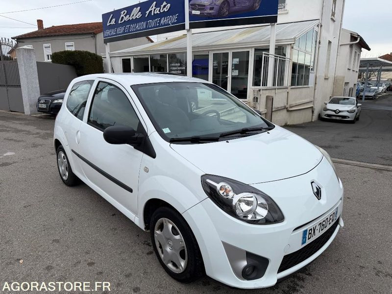 RENAULT TWINGO II (2) 1.2 LEV 75 AUTHENTIQUE ECO2 - Car: picture 1 RENAULT TWINGO II (2) 1.2 LEV 75 AUTHENTIQUE ECO2 - Car: picture 1