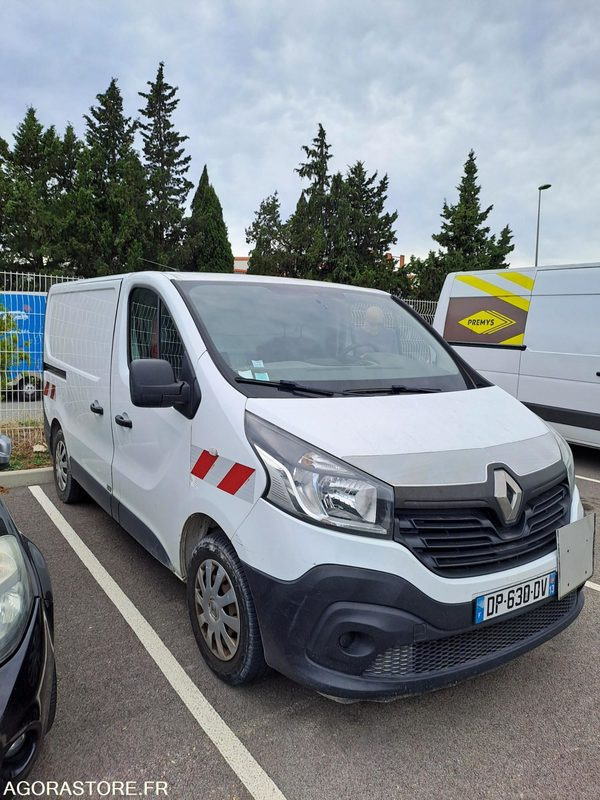 RENAULT Trafic VU 4p Fourgon FG-GCF L1 - 2015 - 313823 KM - P1511325 - Panel van: picture 1 RENAULT Trafic VU 4p Fourgon FG-GCF L1 - 2015 - 313823 KM - P1511325 - Panel van: picture 1