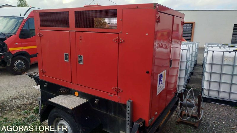 Remorque compresseur Bauer - Air compressor: picture 1 Remorque compresseur Bauer - Air compressor: picture 1