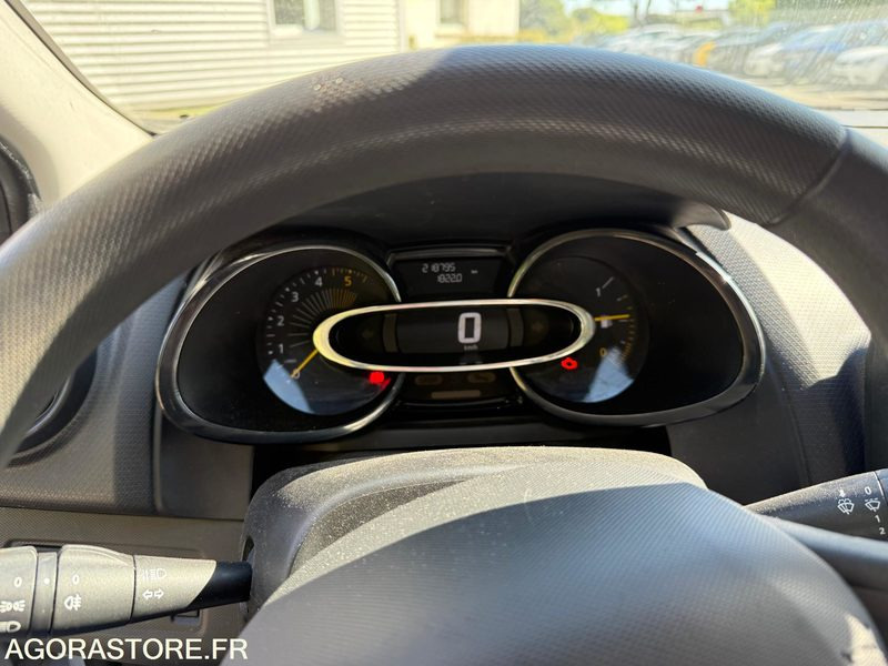 Renault - CLIO DCi75 - 2014 - 218797KMS - Small van: picture 5 Renault - CLIO DCi75 - 2014 - 218797KMS - Small van: picture 5