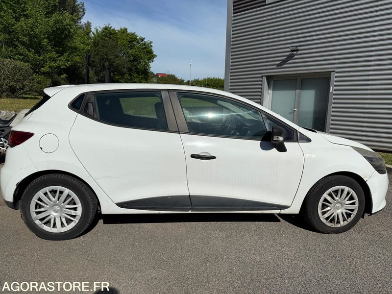 Renault - CLIO DCi75 - 2014 - 218797KMS - Small van: picture 2 Renault - CLIO DCi75 - 2014 - 218797KMS - Small van: picture 2