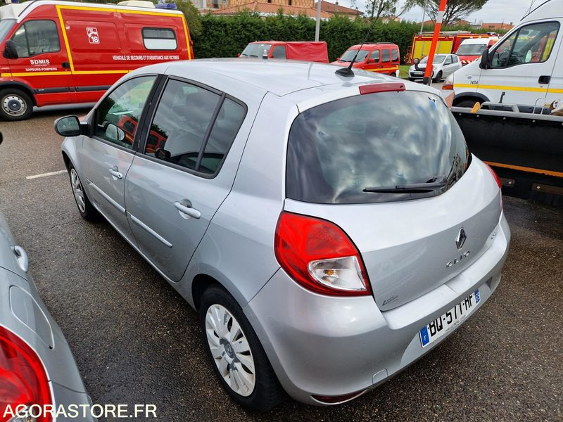 Renault Clio - 2011 - 186773 - BQ571RF - Car: picture 4 Renault Clio - 2011 - 186773 - BQ571RF - Car: picture 4
