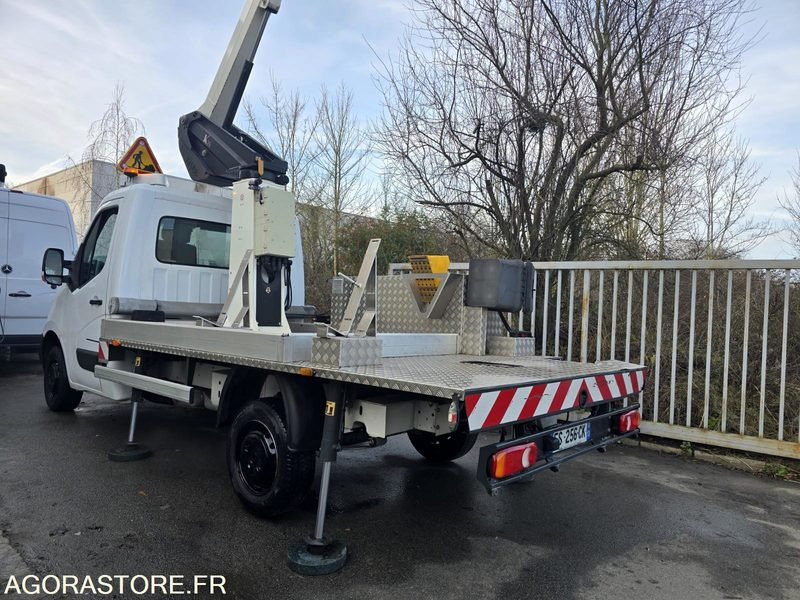 Renault Master - 2020 - Nacelle Klubb K26 - Small van: picture 3 Renault Master - 2020 - Nacelle Klubb K26 - Small van: picture 3