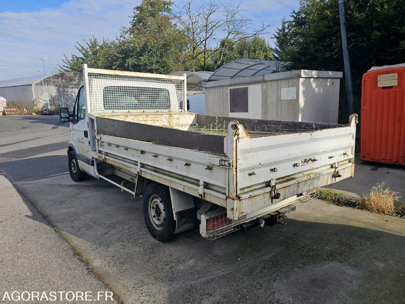 Renault Master Benne - 993CJX95 - Tipper van: picture 4 Renault Master Benne - 993CJX95 - Tipper van: picture 4