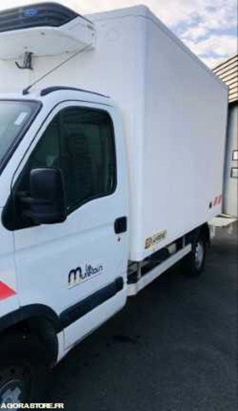 Renault Master Frigorifique 3T5 - 245575km - 2002 - Refrigerated delivery van: picture 5 Renault Master Frigorifique 3T5 - 245575km - 2002 - Refrigerated delivery van: picture 5