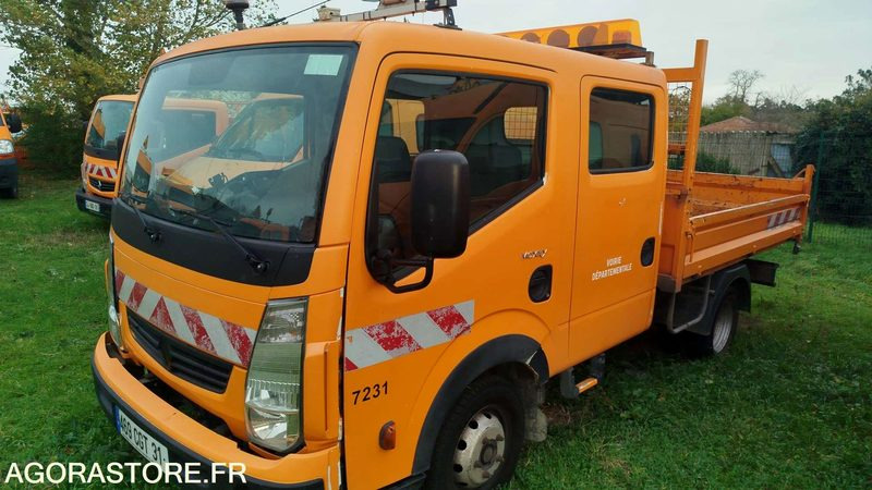 Renault Maxity - 2008 - 192910kms - 469cgt31 - Tipper van: picture 1 Renault Maxity - 2008 - 192910kms - 469cgt31 - Tipper van: picture 1