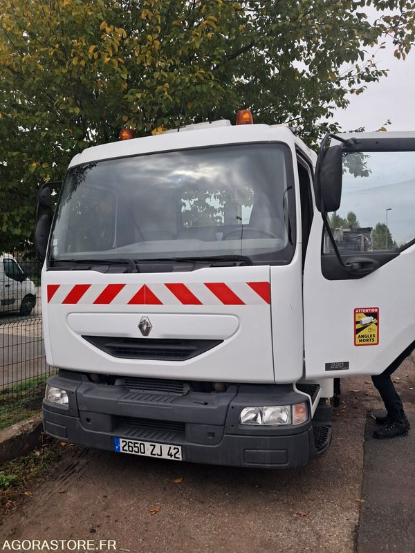 Renault Midlum 2650 ZJ 42 - Hook lift truck: picture 3 Renault Midlum 2650 ZJ 42 - Hook lift truck: picture 3