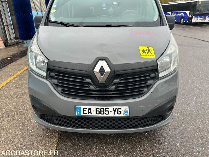 Renault Trafic 9 places / EA-685-YG / 329 719kms - Minibus, Passenger van: picture 2 Renault Trafic 9 places / EA-685-YG / 329 719kms - Minibus, Passenger van: picture 2