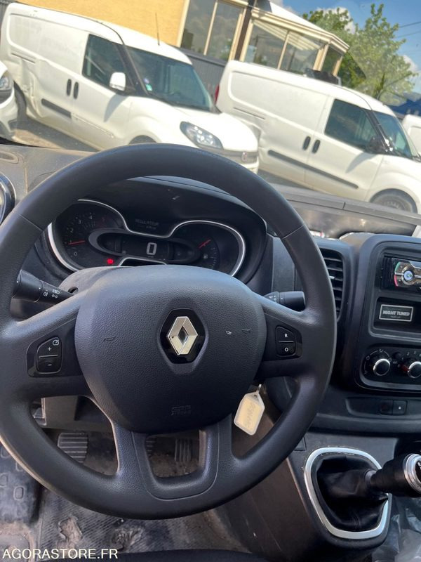Renault Trafic III L2H1 1200 Energy - 2021 - 161 000km - Panel van: picture 5 Renault Trafic III L2H1 1200 Energy - 2021 - 161 000km - Panel van: picture 5