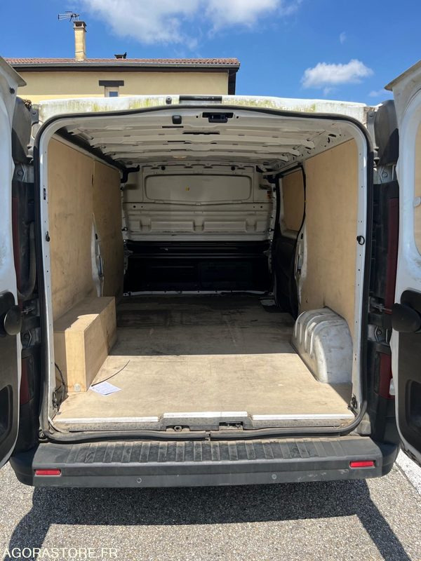 Renault Trafic III L2H1 1200 Energy - 2021 - 161 000km - Panel van: picture 4 Renault Trafic III L2H1 1200 Energy - 2021 - 161 000km - Panel van: picture 4