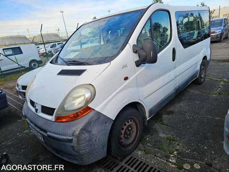 Renault trafic - 2005 - 40203KM - 402EBD95 - 5173 - Minibus, Passenger van: picture 3 Renault trafic - 2005 - 40203KM - 402EBD95 - 5173 - Minibus, Passenger van: picture 3