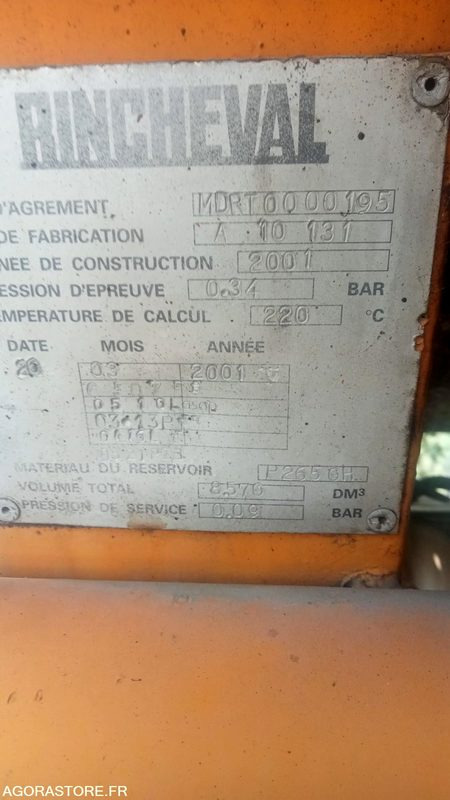 Répandeuse à bitume de 8500 litres (sans le porteur) - Asphalt distributor: picture 5 Répandeuse à bitume de 8500 litres (sans le porteur) - Asphalt distributor: picture 5