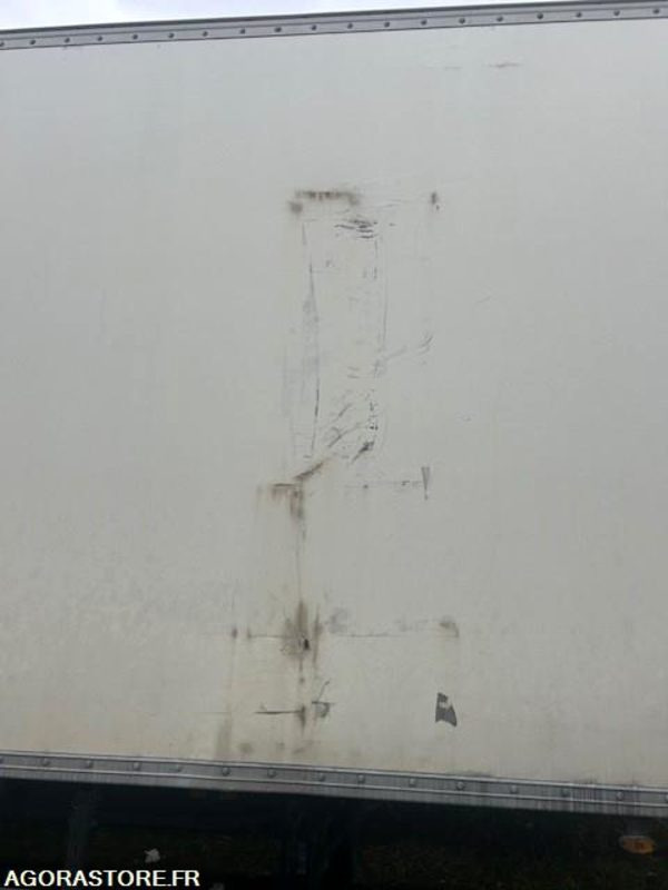 SEMI REMORQUE FRUEHAUF - FOURGON - Année 2011 - Closed box semi-trailer: picture 5 SEMI REMORQUE FRUEHAUF - FOURGON - Année 2011 - Closed box semi-trailer: picture 5