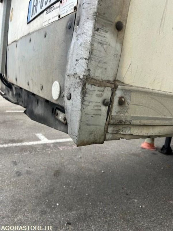 SEMI REMORQUE SAMRO - FOURGO - 2006 - Closed box semi-trailer: picture 5 SEMI REMORQUE SAMRO - FOURGO - 2006 - Closed box semi-trailer: picture 5
