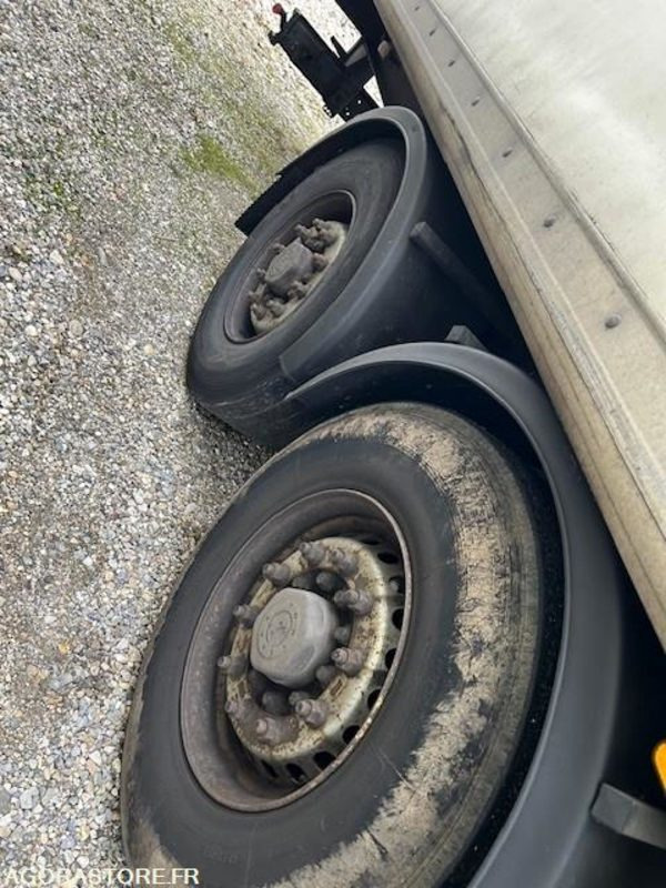 SEMI REMORQUE SAMRO - FOURGO - 2006 - Closed box semi-trailer: picture 3 SEMI REMORQUE SAMRO - FOURGO - 2006 - Closed box semi-trailer: picture 3