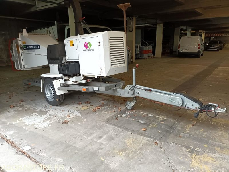 Remorque Vandaele avec Broyeur NOREMAT BM160 - 118h - Semi-trailer: picture 1 Remorque Vandaele avec Broyeur NOREMAT BM160 - 118h - Semi-trailer: picture 1
